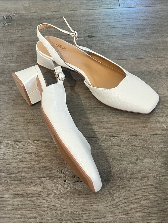 Naturalizer Shoes - Naturalizer White Leather Slingback Block Heel Pumps
